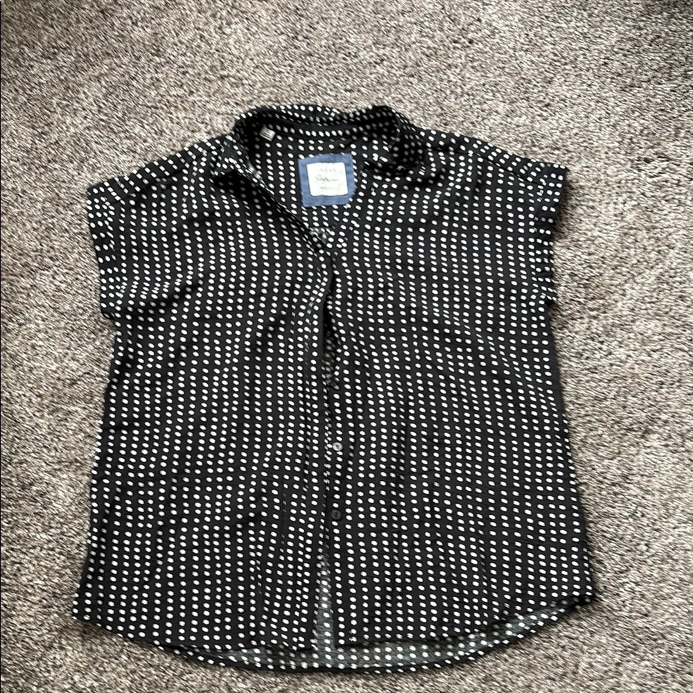 Black and White Button Down Cap Sleeve Shirt